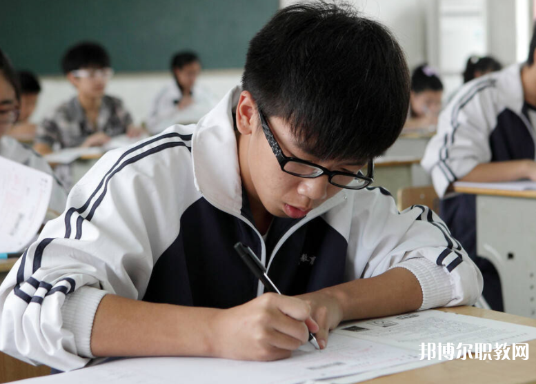2025石家莊公辦中專(zhuān)學(xué)校最新排名前三名單
