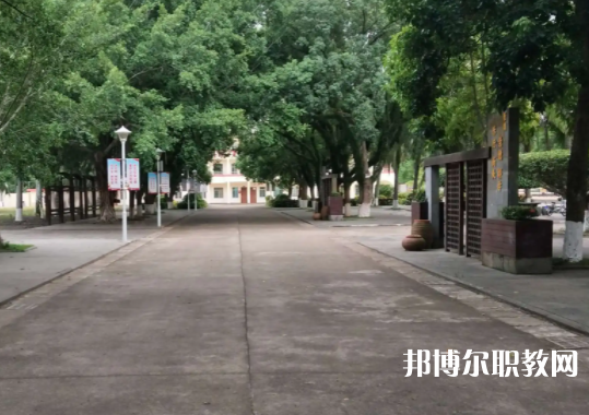 2025六盤(pán)水中專(zhuān)學(xué)校最新排名前三名單