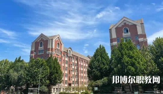 成都2025年哪個鐵路學校比較好